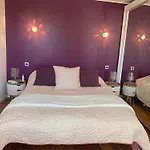 Villa Maison Complete Proche Circuit Centre 8 A 10 Personnes 4 2 Salle De Bain