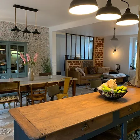 Maison Complete Proche Circuit Centre 8 A 10 Personnes 4 2 Salle De Bain * Le Mans