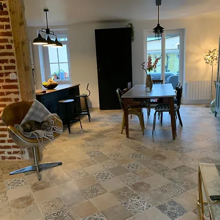 Maison Complete Proche Circuit Centre 8 A 10 Personnes 4 2 Salle De Bain * Le Mans
