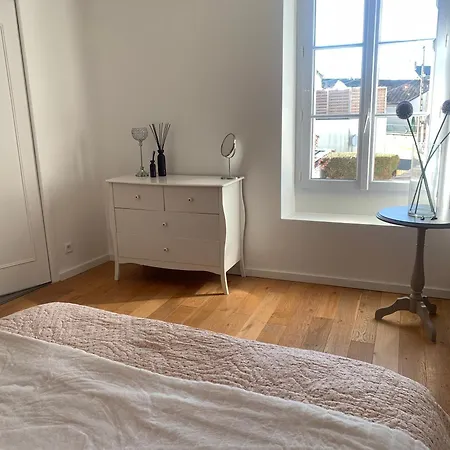 Maison Complete Proche Circuit 24H Centre Ville 10 A 12 Personnes 5 Chambres 3 Salles De Bain Willa