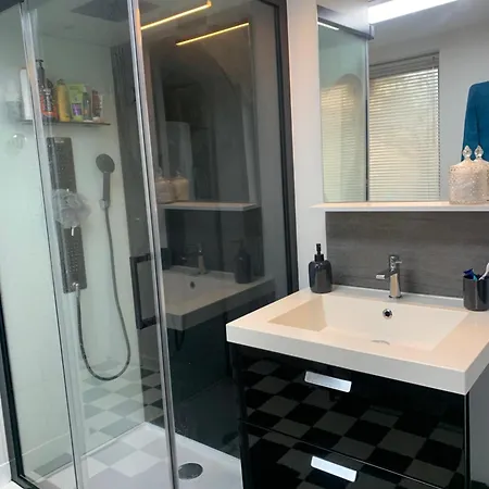 Maison Complete Proche Circuit Centre 8 A 10 Personnes 4 2 Salle De Bain Villa *