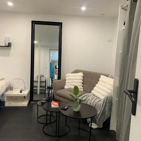 Maison Complete Proche Circuit Centre 8 A 10 Personnes 4 2 Salle De Bain Villa