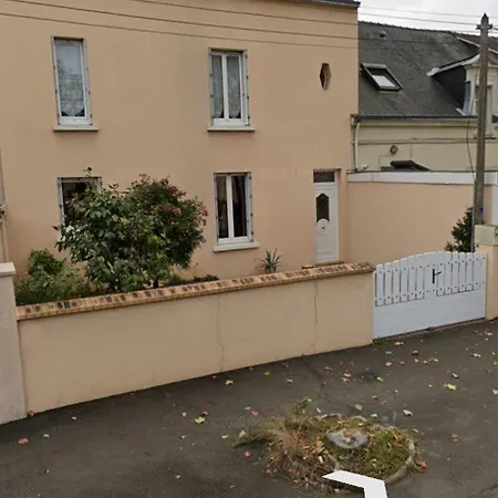 Maison Complete Proche Circuit Centre 8 A 10 Personnes 4 2 Salle De Bain Villa Le Mans