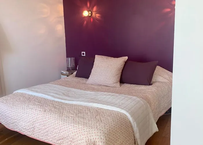 Maison Complete Proche Circuit Centre 8 A 10 Personnes 4 2 Salle De Bain Villa