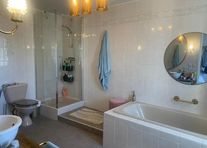 Maison Complete Proche Circuit Centre 8 A 10 Personnes 4 2 Salle De Bain