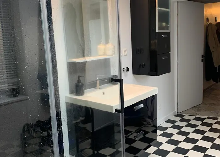 Maison Complete Proche Circuit Centre 8 A 10 Personnes 4 2 Salle De Bain Villa