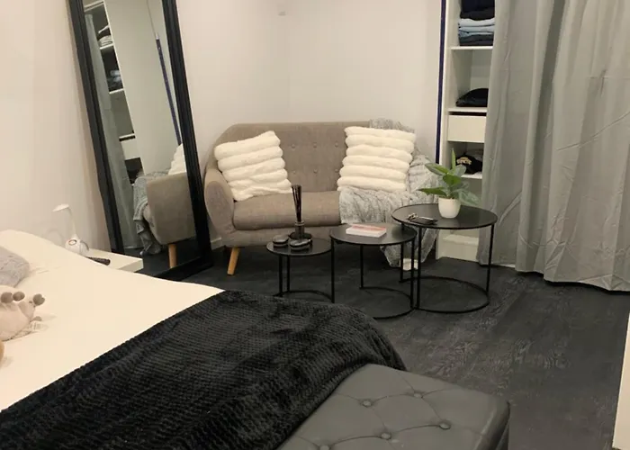 Villa Maison Complete Proche Circuit Centre 8 A 10 Personnes 4 2 Salle De Bain