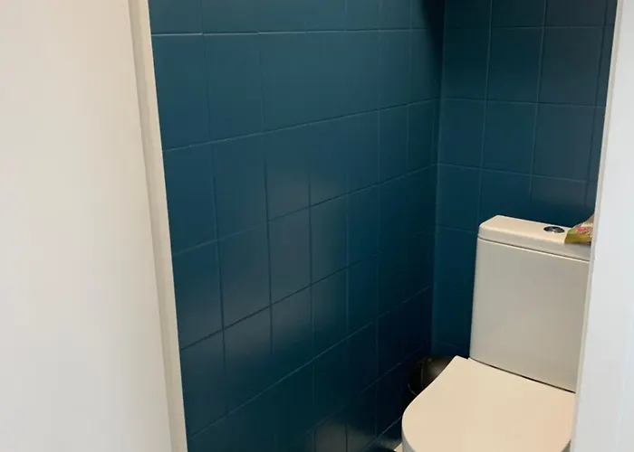 Villa Maison Complete Proche Circuit Centre 8 A 10 Personnes 4 2 Salle De Bain Le Mans